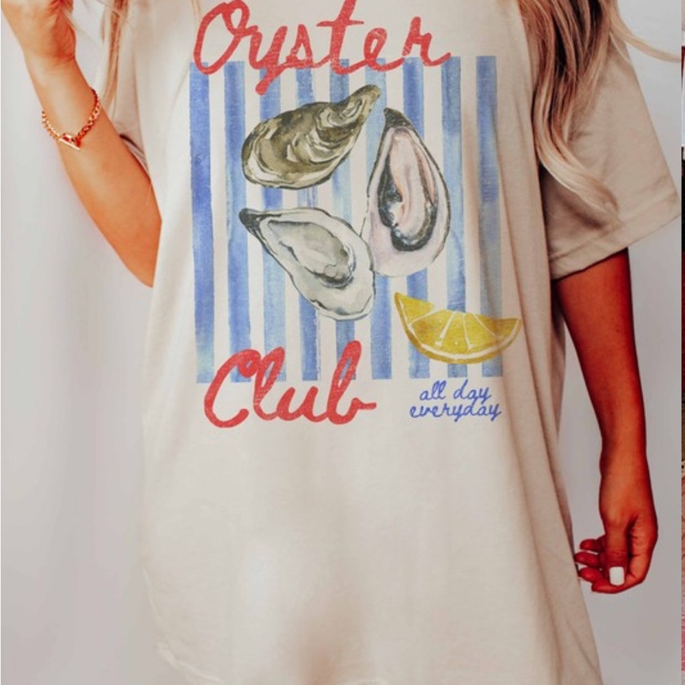 Striped Oyster Graphic Tee